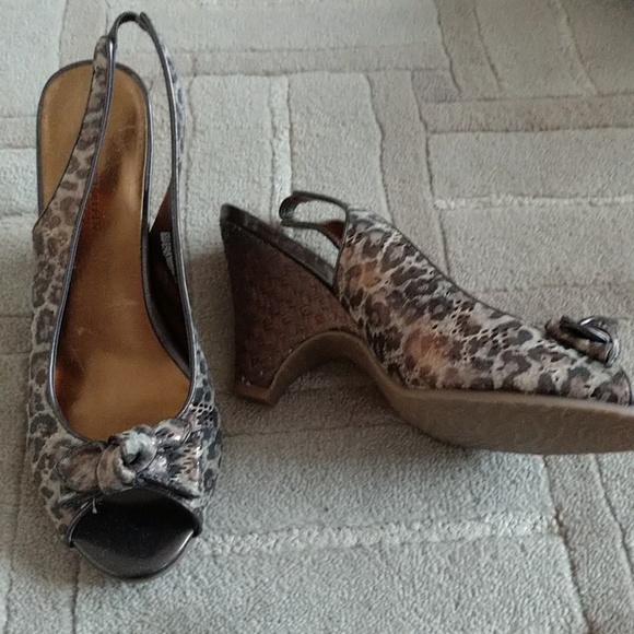 Shoes - Picture 1 of 1